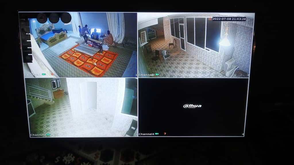 L’installation vidéosurveillance au Sénégal peut être disposée dans un espace public (commune) ou privé (maison, immeuble, bureau, appartement, magasin etc.).