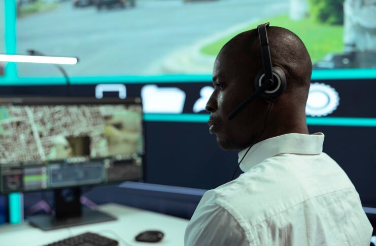 Découvrez le prix d’une installation de vidéosurveillance au Sénégal en 2026. Guide complet : caméras, équipements, conseils et devis pour maison et entreprise à Dakar.